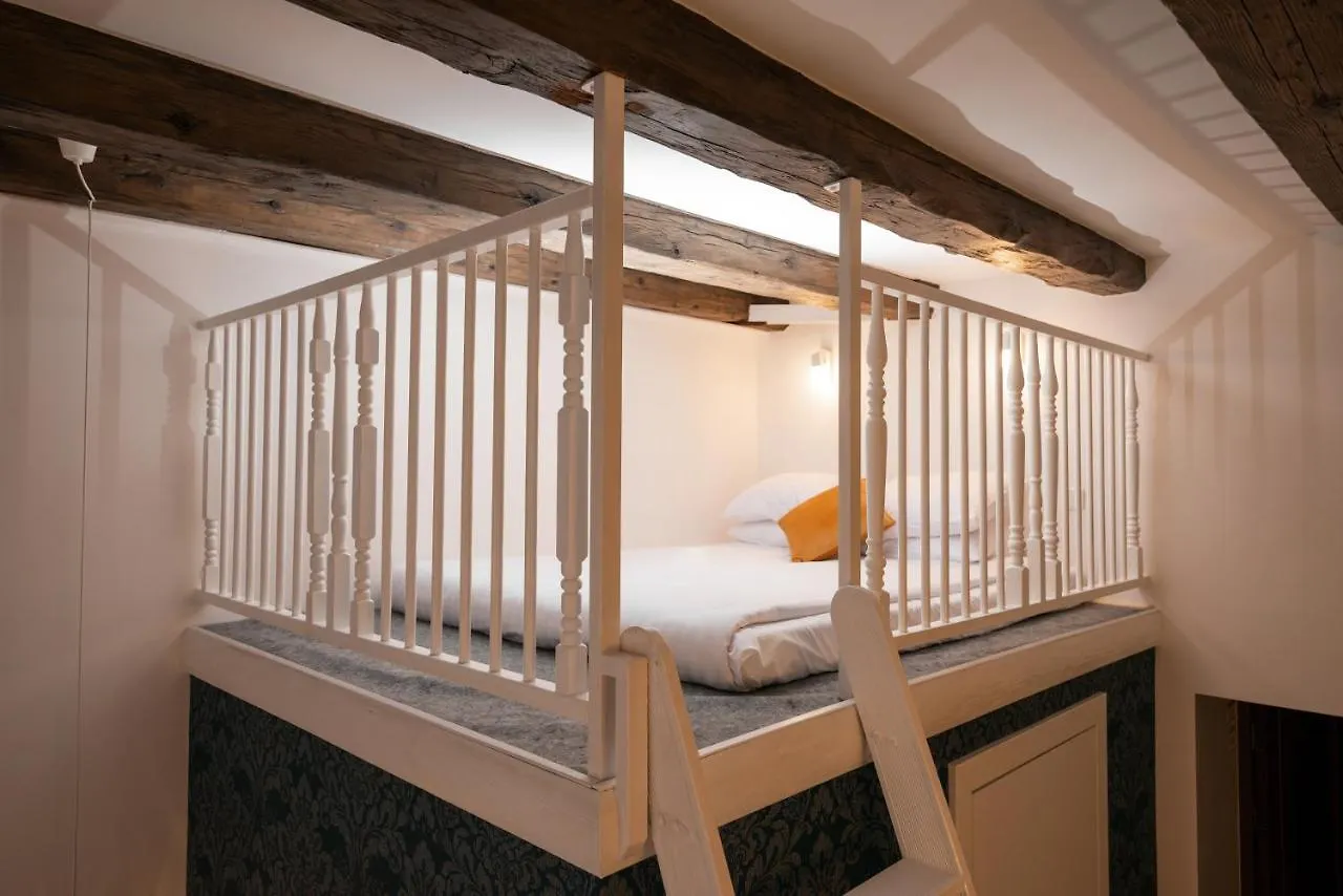 Hive Family House Hotel Krakow 0*,  Poland