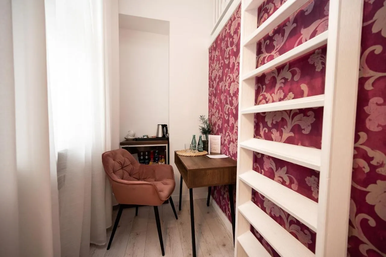Hive Family House Hotel Krakow 0*,