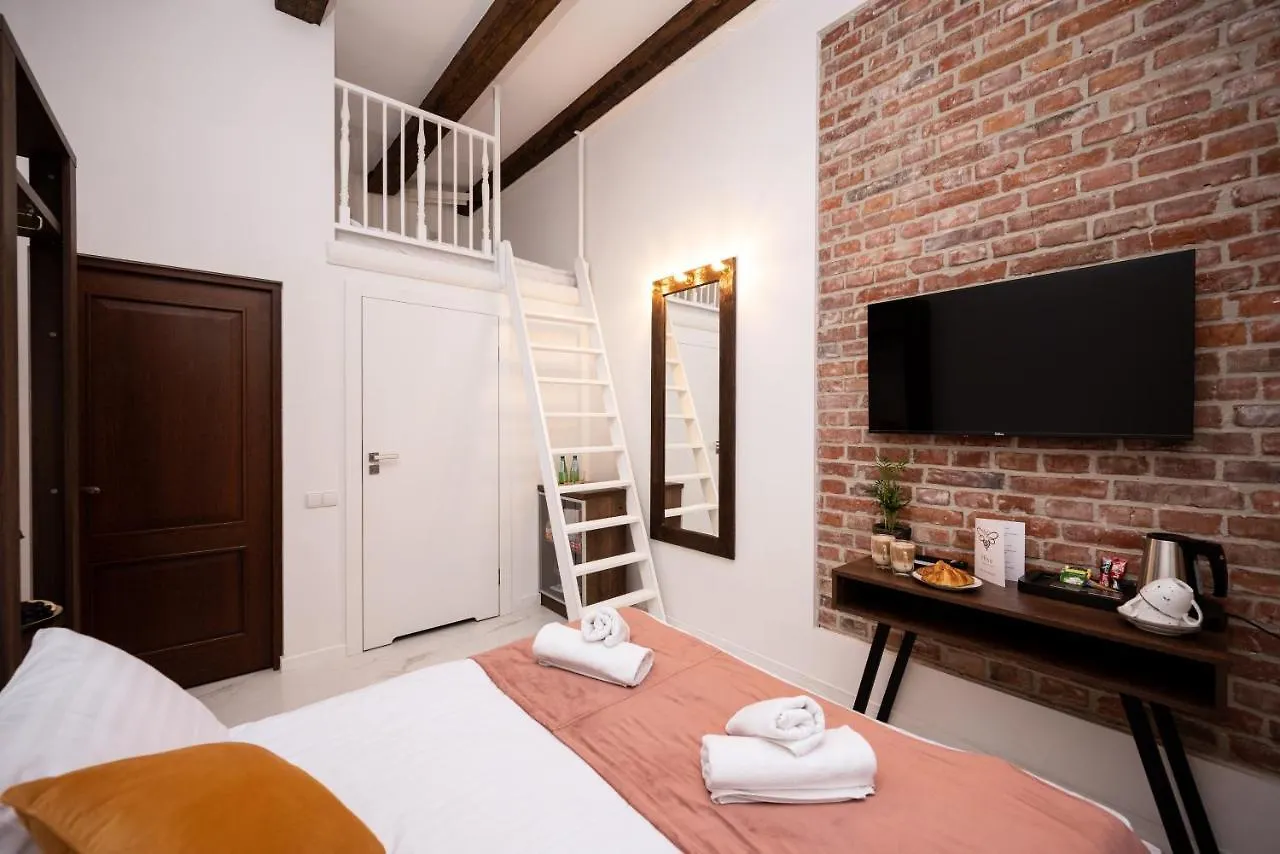 Hive Family House Hotel Krakow 0*,  Poland
