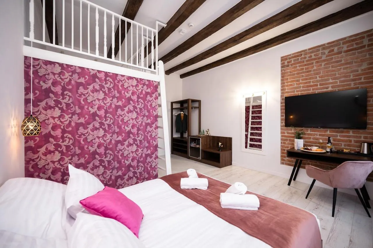 Hive Family House Hotel Krakow